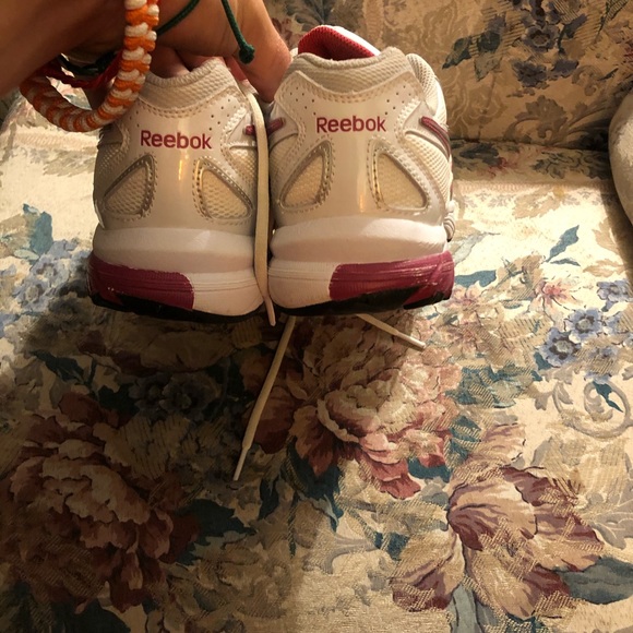 Reebok running shoes - Picture 7 of 15